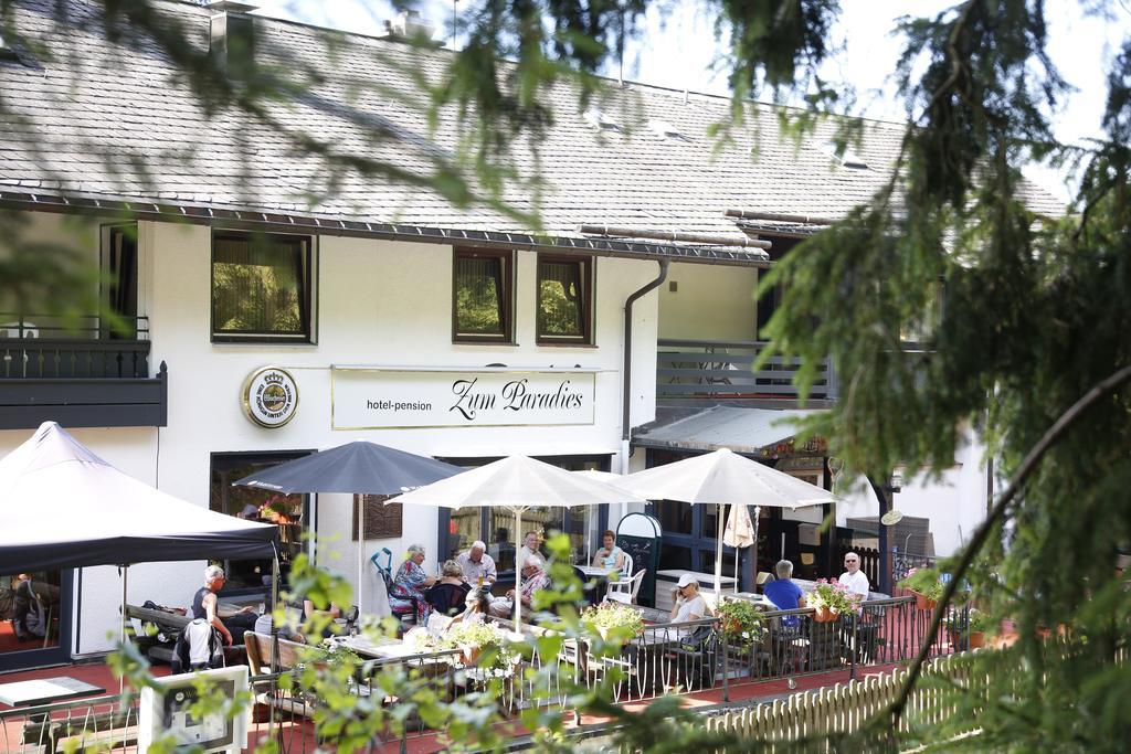 Hotel-Pension Zum Paradies ヴィリンゲン エクステリア 写真